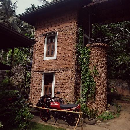 Sapphire Holiday Resort Ratnapura Ngoại thất bức ảnh