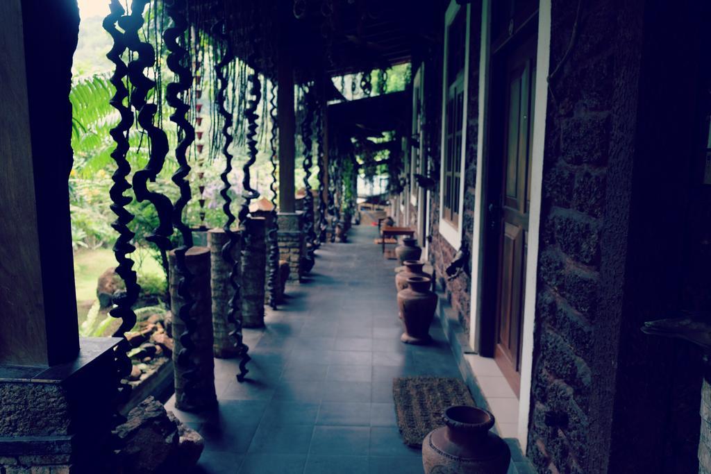 Sapphire Holiday Resort Ratnapura Ngoại thất bức ảnh
