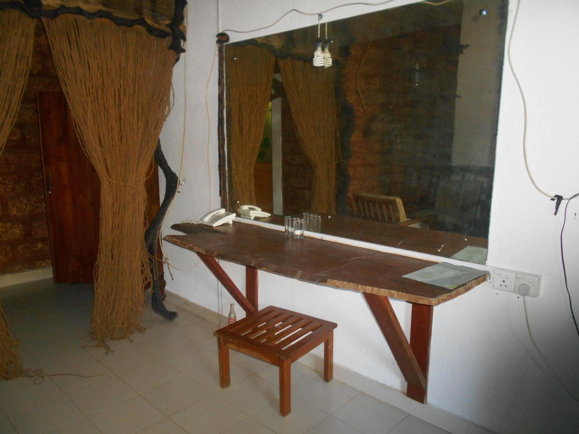 Sapphire Holiday Resort Ratnapura Ngoại thất bức ảnh
