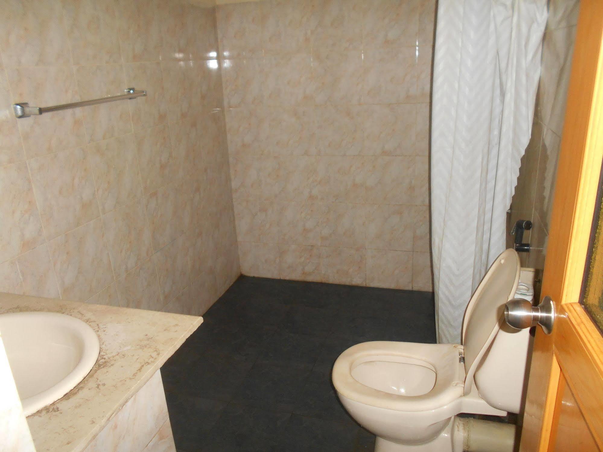Sapphire Holiday Resort Ratnapura Ngoại thất bức ảnh